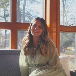 Meet your Posher, Veronica